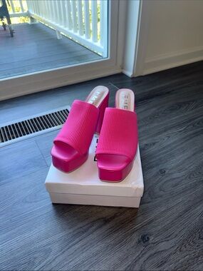 Fuchsia Platform Slide Mules